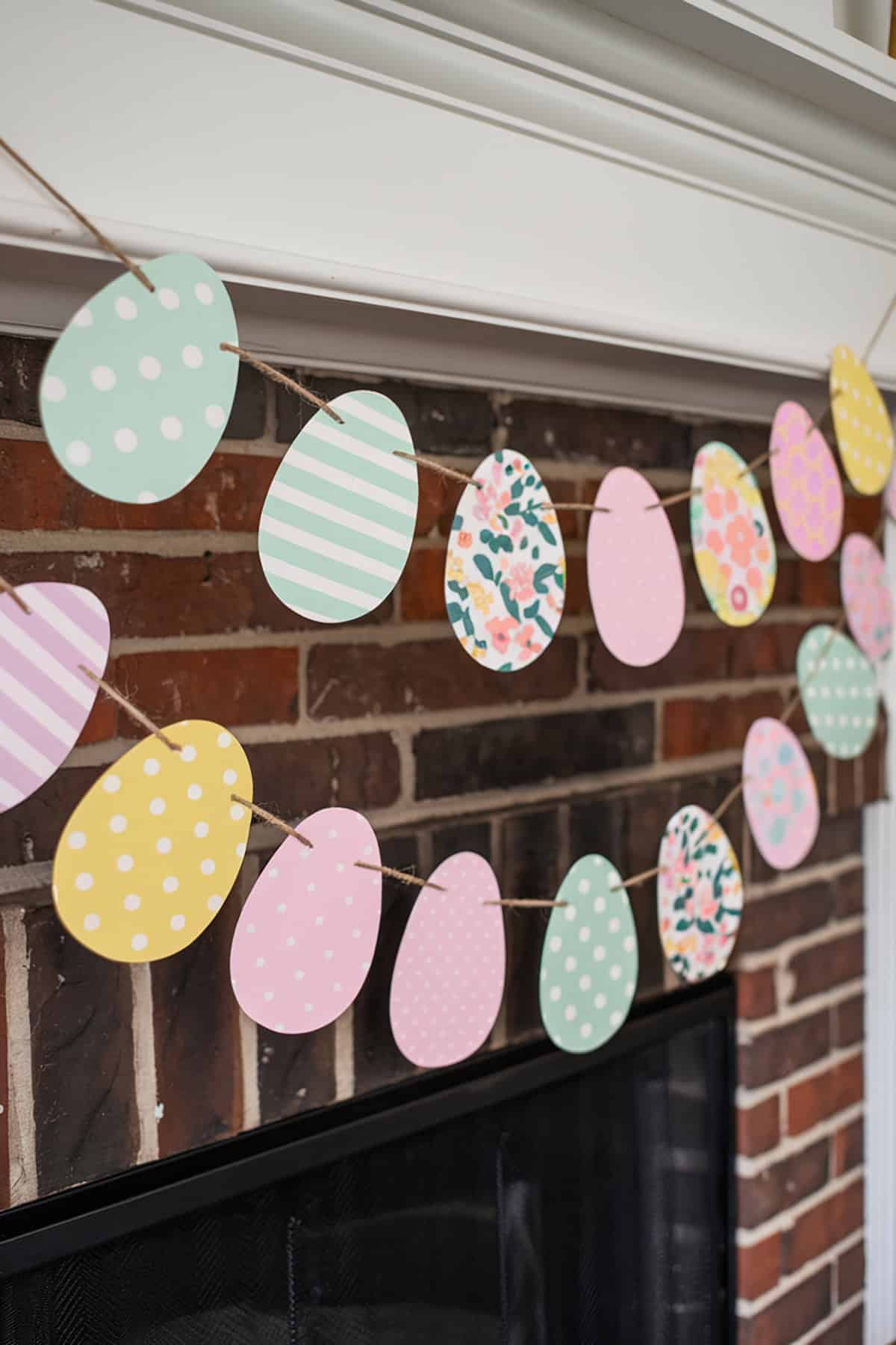 Easter Egg Mantel Banner