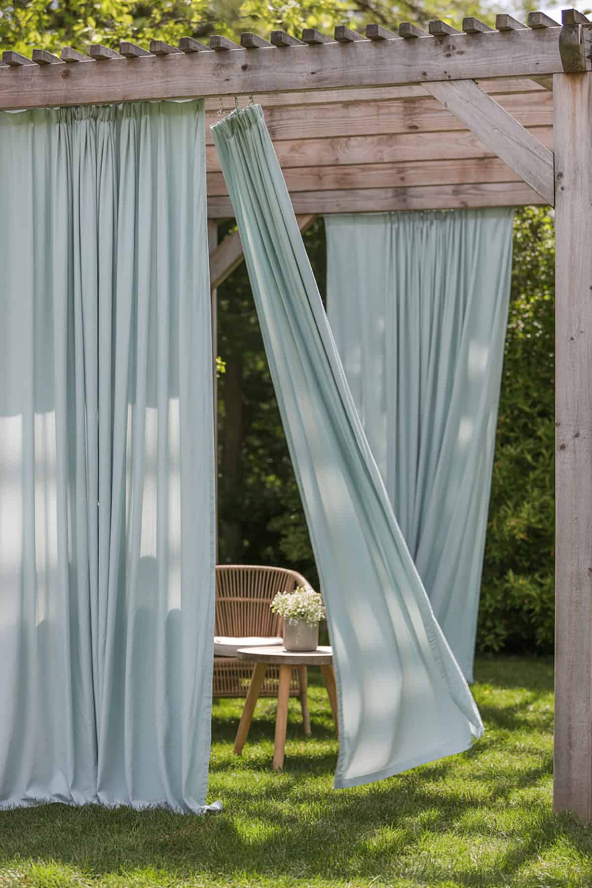 Outdoor Privacy Curtains
