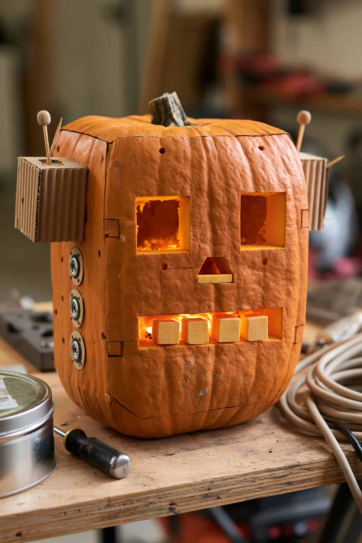 Little Robot Pumpkin